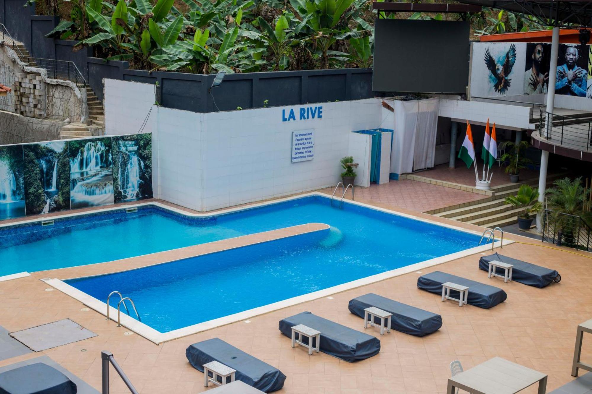 Hotel Le Vaisseau アビジャン エクステリア 写真